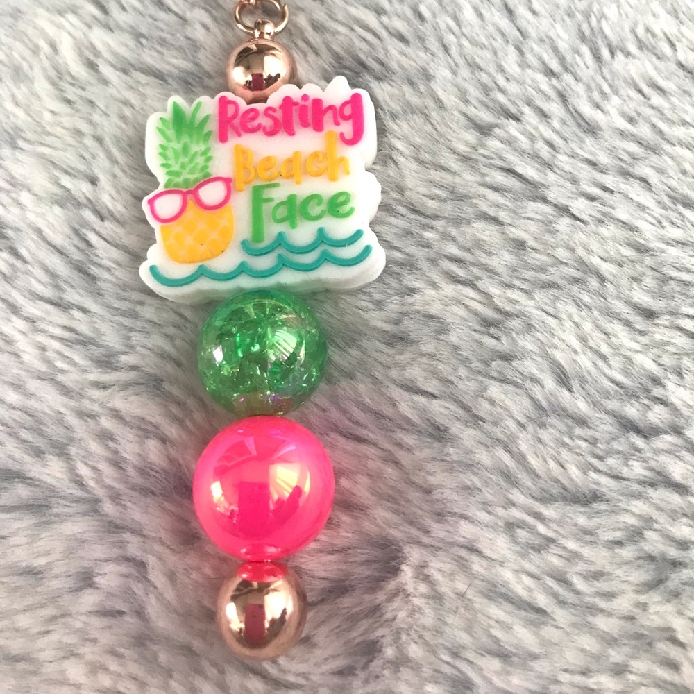 Resting Beach Face keychain / bag charm